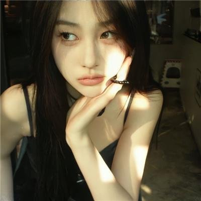 她离奇消失后，闺蜜大佬黑化了